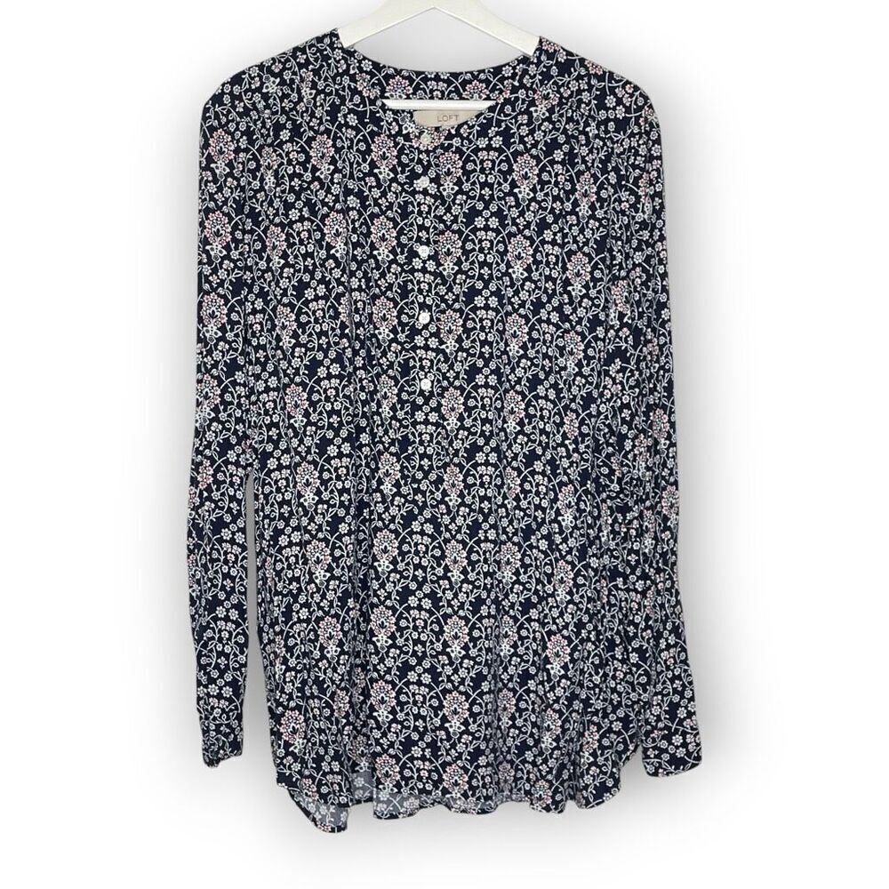 Ann Taylor Loft Long Sleeve Quarter Button Up Top Blouse Blue Floral Women’s XL